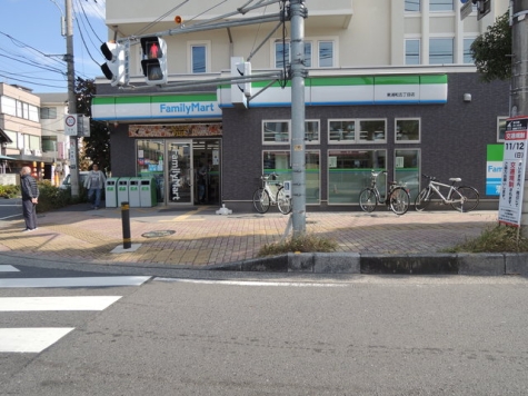 ファミリーマート　東浦和5丁目店