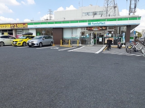 ファミリーマートプラス上青木店
