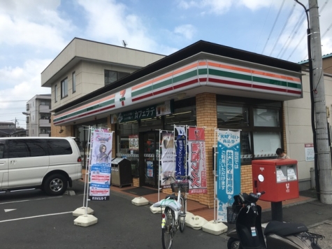 セブンイレブン　